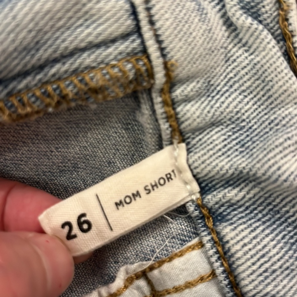 PacSun Mom Short Size 26 - Picture 3 of 4